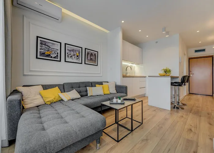 Romanca Deluxe - View *